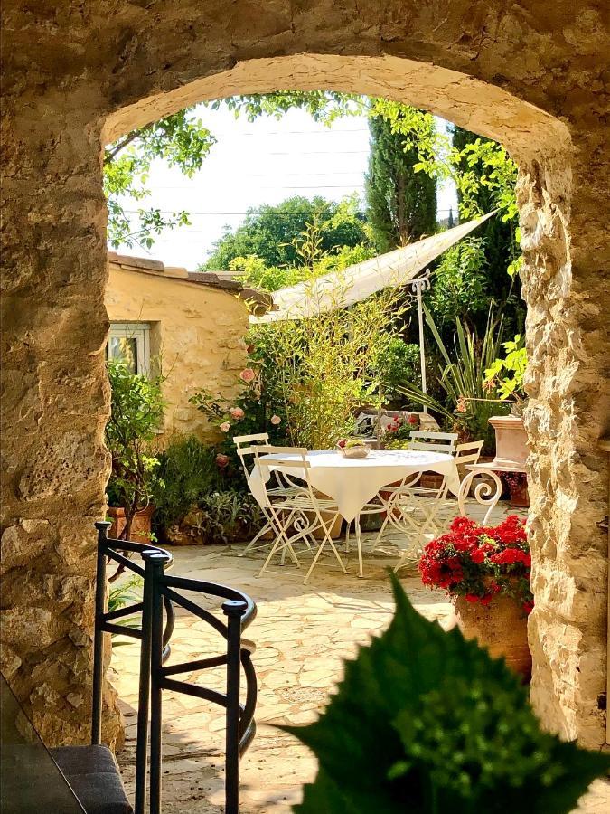 L'Ile Aux Fleurs Vila Ventabren Exterior foto